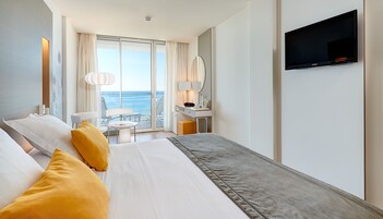 Θέα στην παραλία/θάλασσα