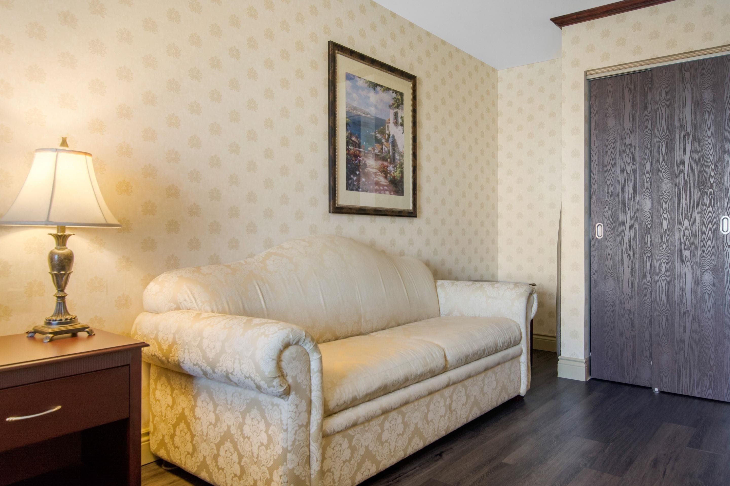 Photo - Comfort Inn & Suites