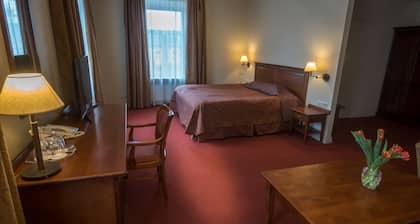 Daugirdas Hotel