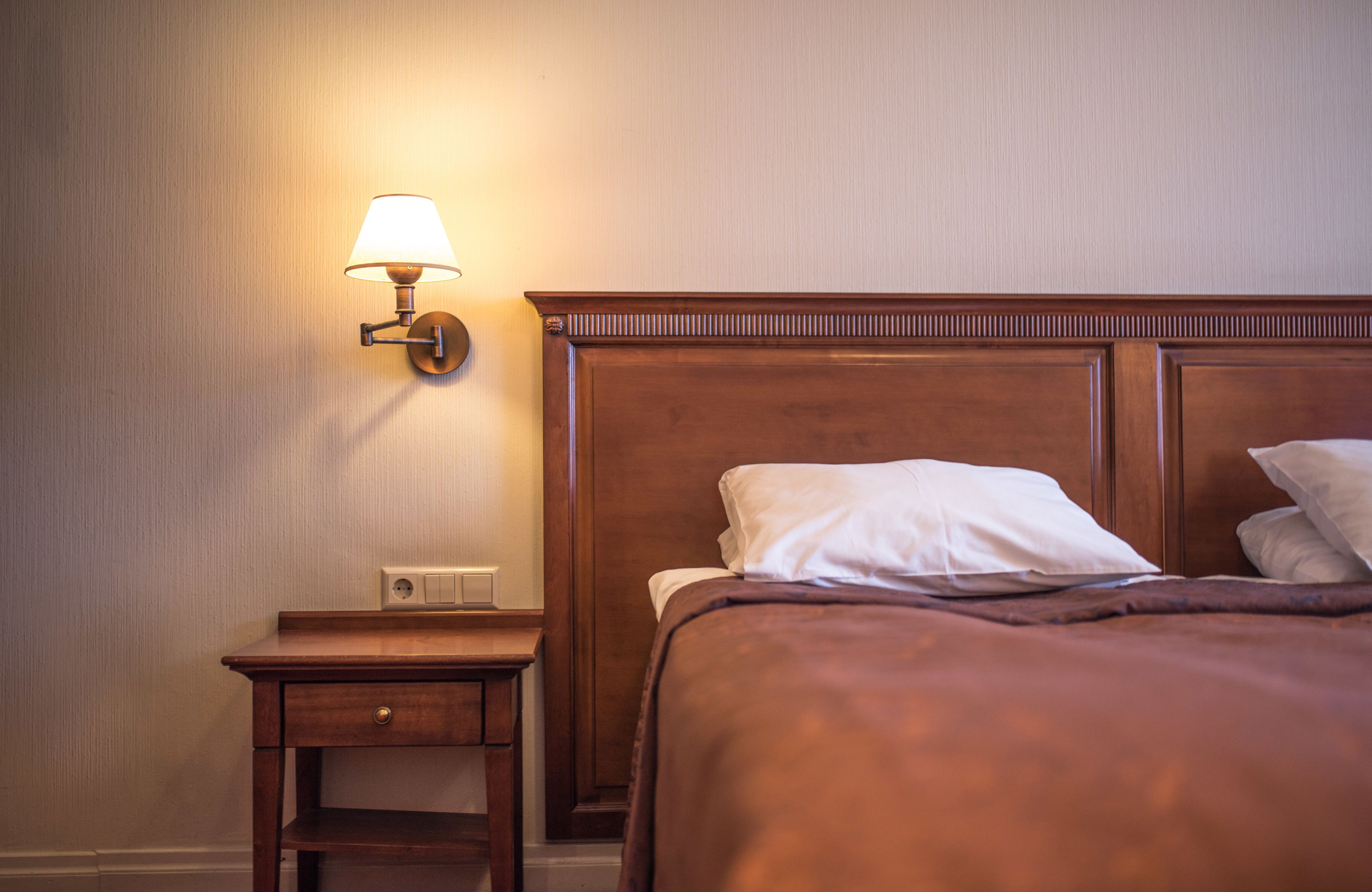 double room, 1 double or 2 single beds | minibar, in-room safe, desk, soundproofing