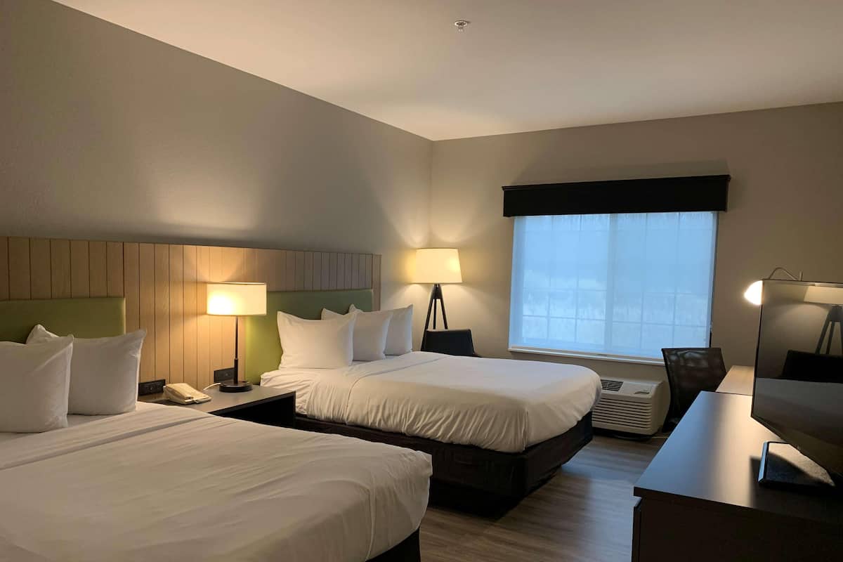 Premium bedding, desk, blackout drapes, iron/ironing board