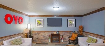 OYO Hotel Redwood Falls near Jackpot Casino