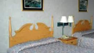 Desk, iron/ironing board, free WiFi, bed sheets
