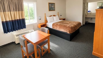 Desk, iron/ironing board, free WiFi, bed sheets