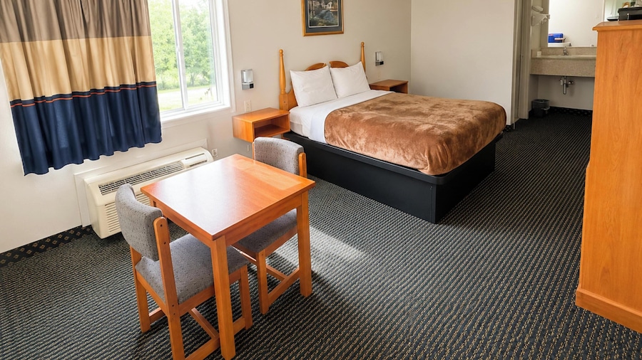 Relax Inn Dover Near Speedway