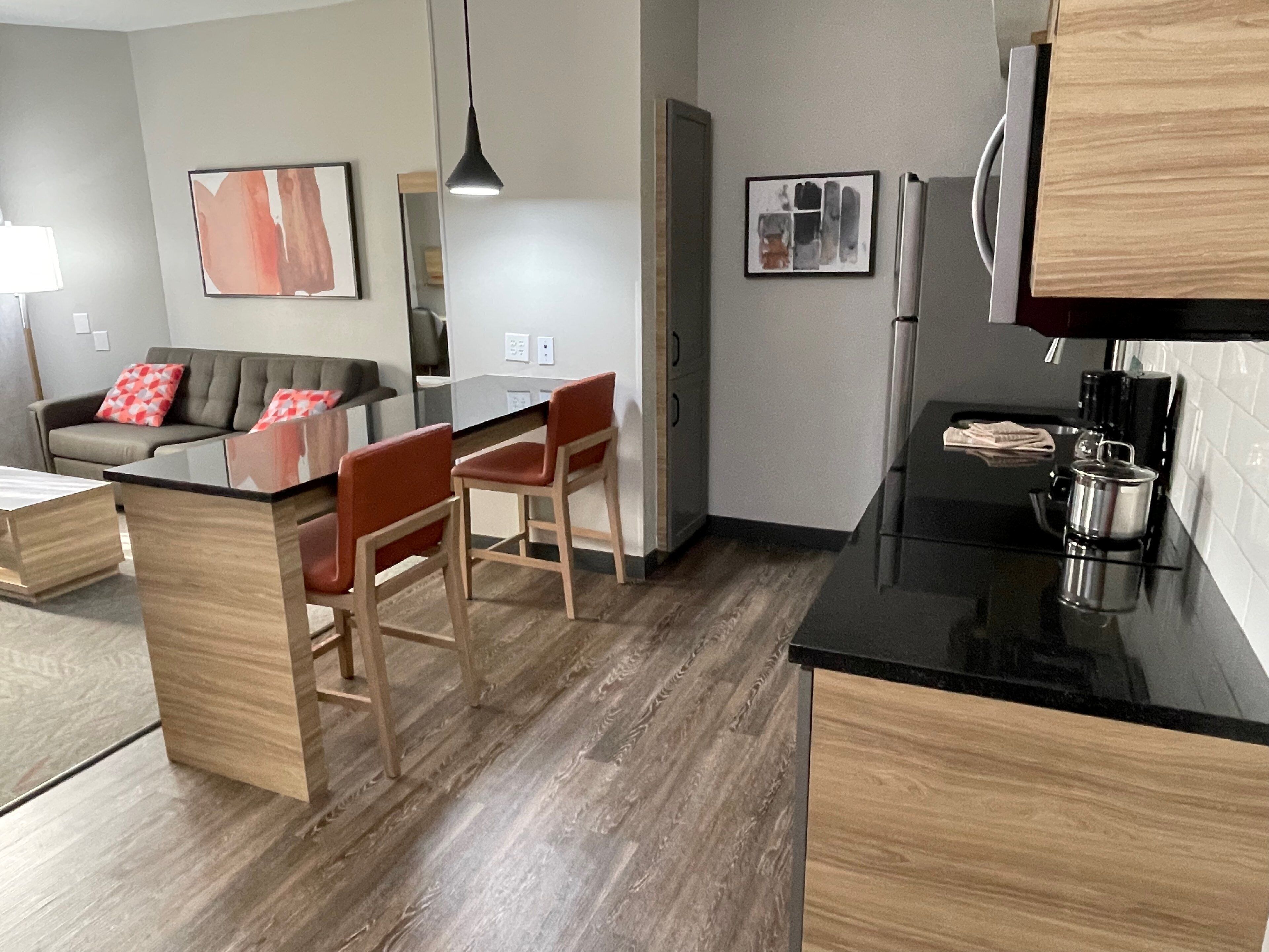 1 bedroom, in-room safe, individually furnished, desk