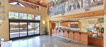 Murphys Suites