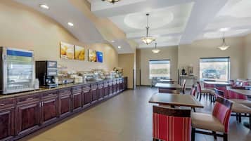 Free daily full breakfast