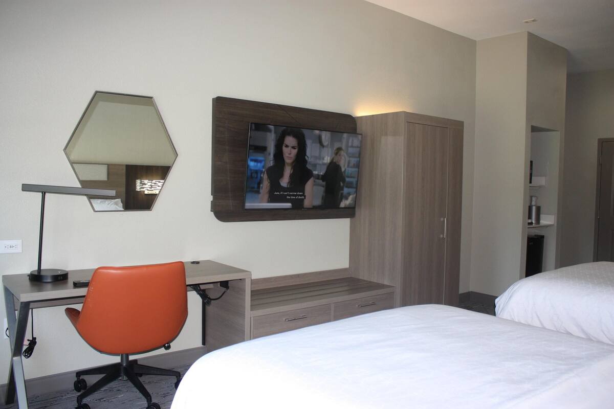 In-room safe, desk, blackout drapes, iron/ironing board