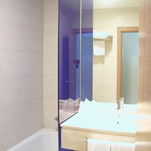 Free toiletries, hair dryer