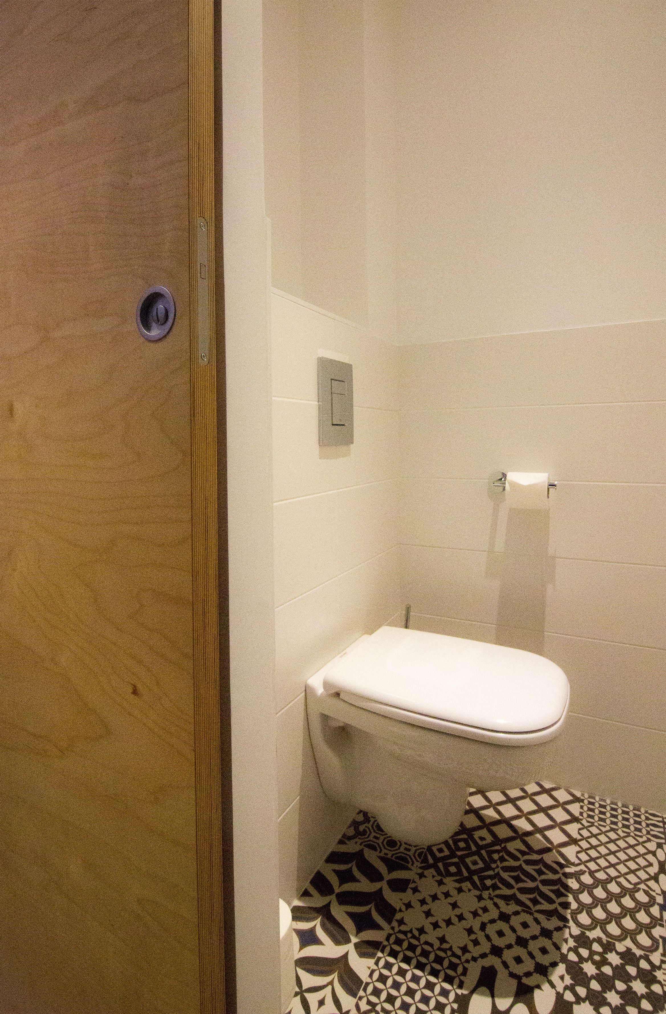 triple room | bathroom amenities | shower, rainfall showerhead, hair dryer, towels