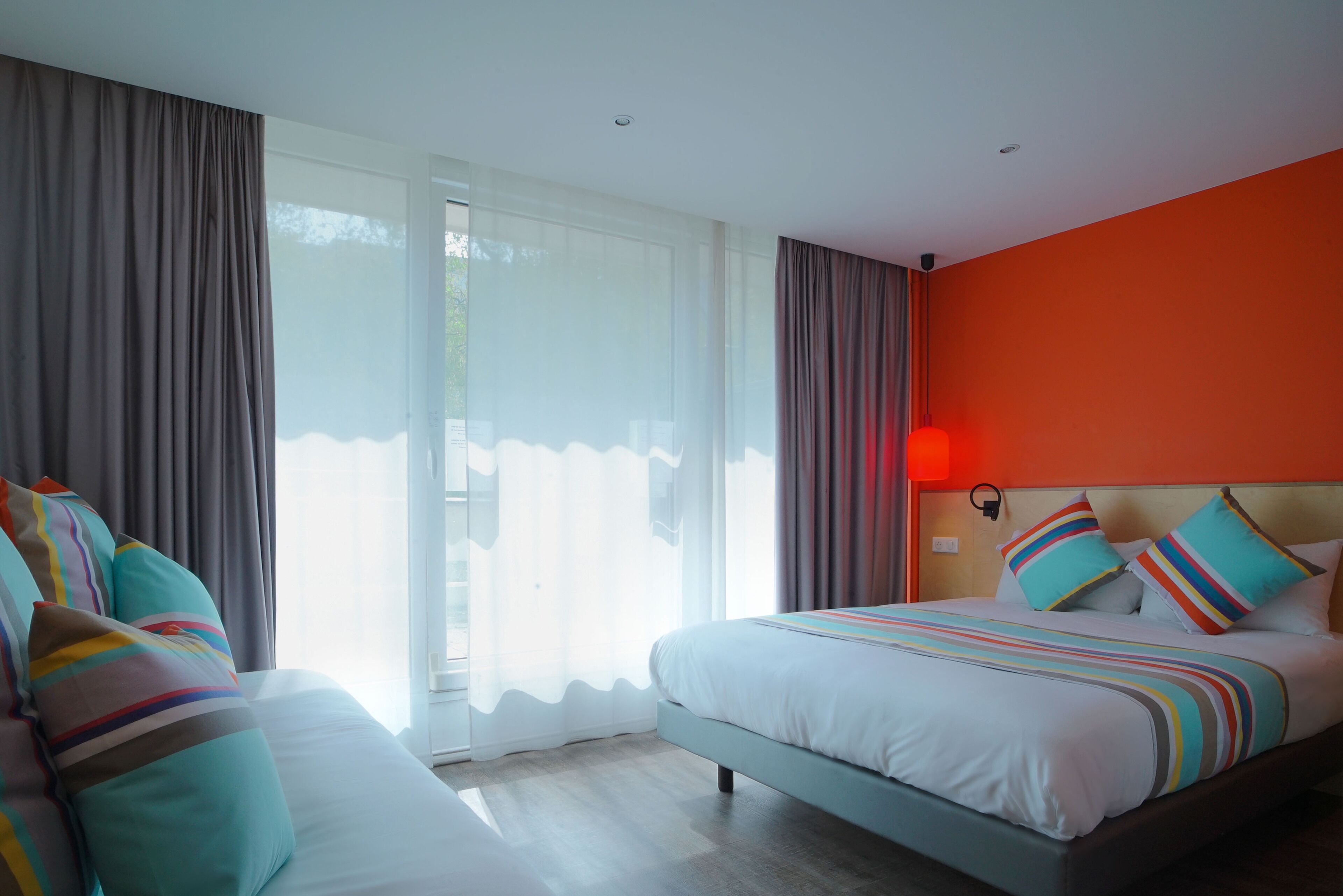 triple room | premium bedding, minibar, in-room safe, desk