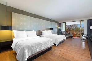 Room, 2 Double Beds, Balcony, Garden View (Balcony)