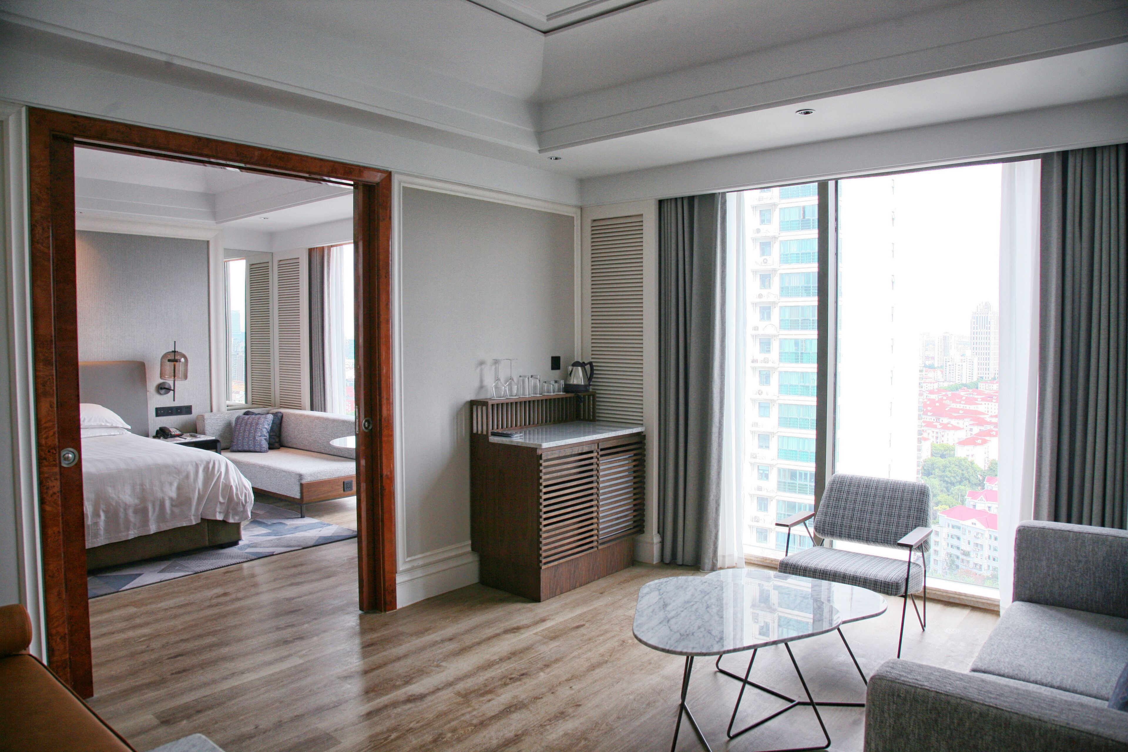 deluxe river view suite | premium bedding, down duvets, select comfort beds, minibar