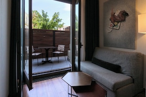 1 bedroom, minibar, in-room safe, individually decorated
