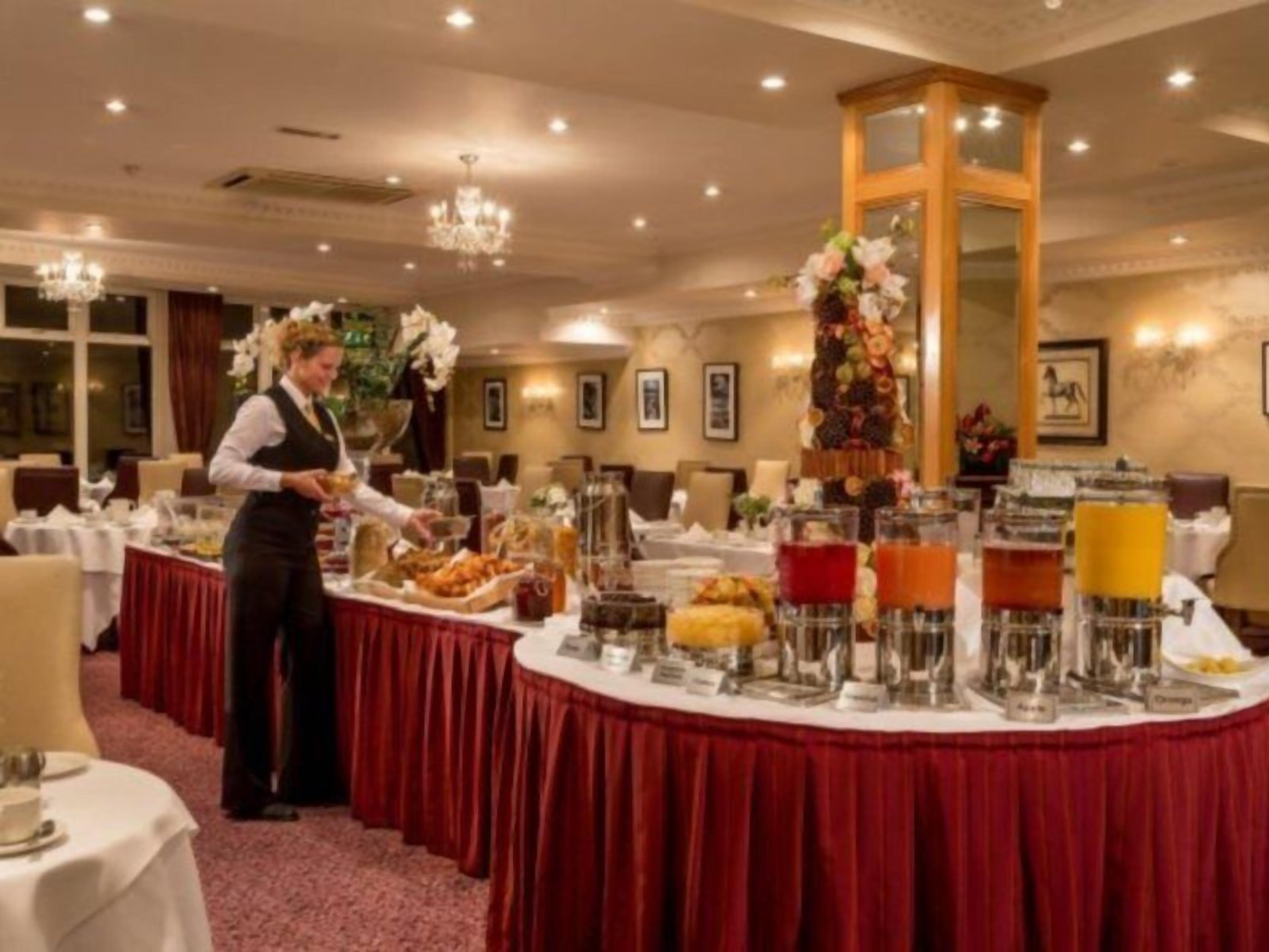 Se sirven desayunos, comidas y cenas 