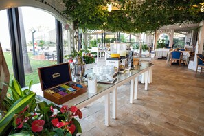 Free daily continental breakfast - Hotel Schuhmann (Capaccio-Paestum)