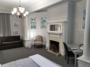 Superior Room, 1 King Bed - Cabot Boutique Hotel (St. John's)