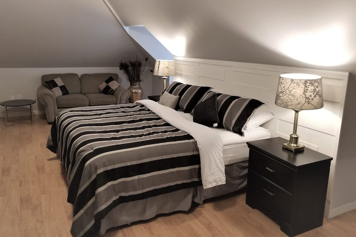 Signature Room, 1 King Bed