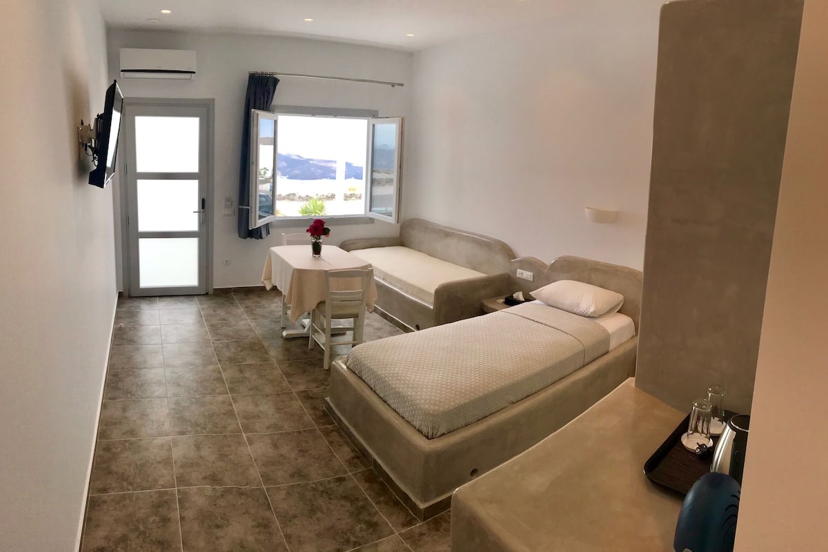 Family Volcano View Room | Bộ đồ giường cao cấp, chăn bông, két bảo mật tại phòng