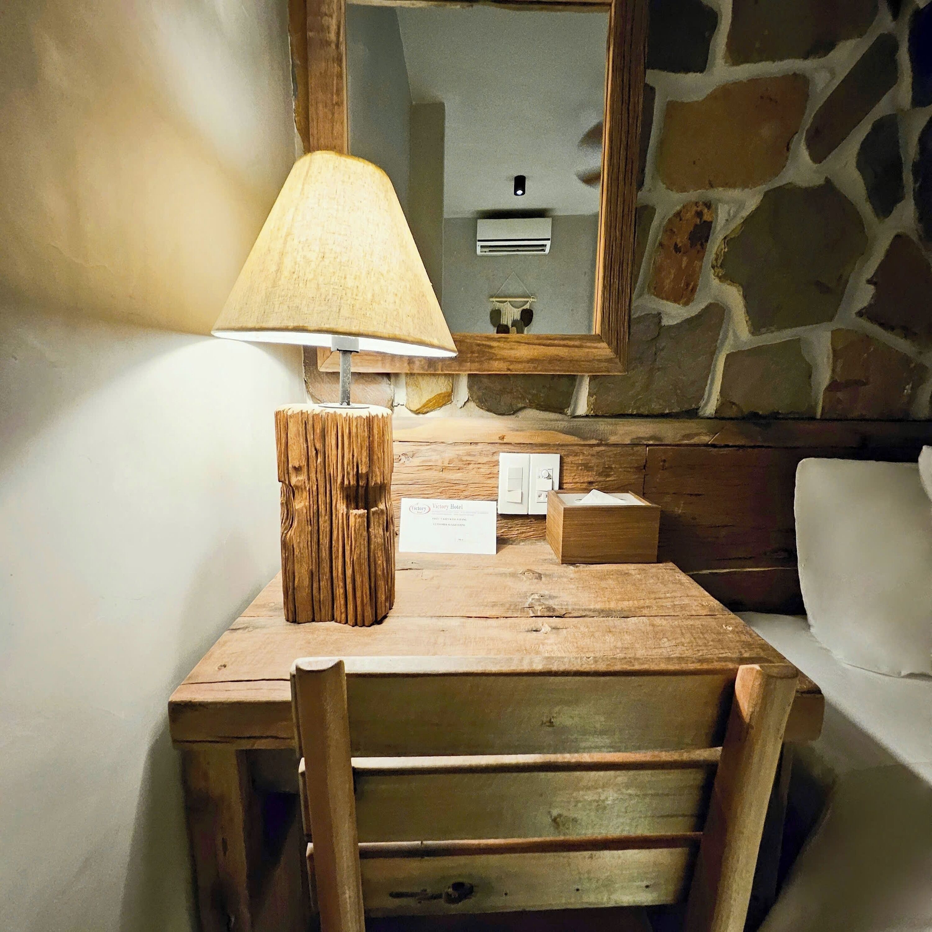 deluxe queen room | premium bedding, minibar, in-room safe, desk