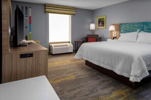 Hypo-allergenic bedding, down comforters, desk, blackout drapes - Hampton Inn Gretna (Gretna)