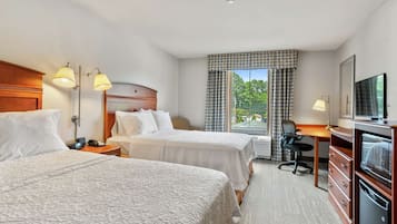 Ropa de cama hipoalergénica y escritorio