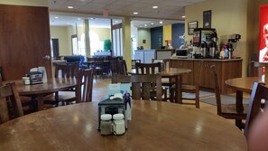 Free daily continental breakfast