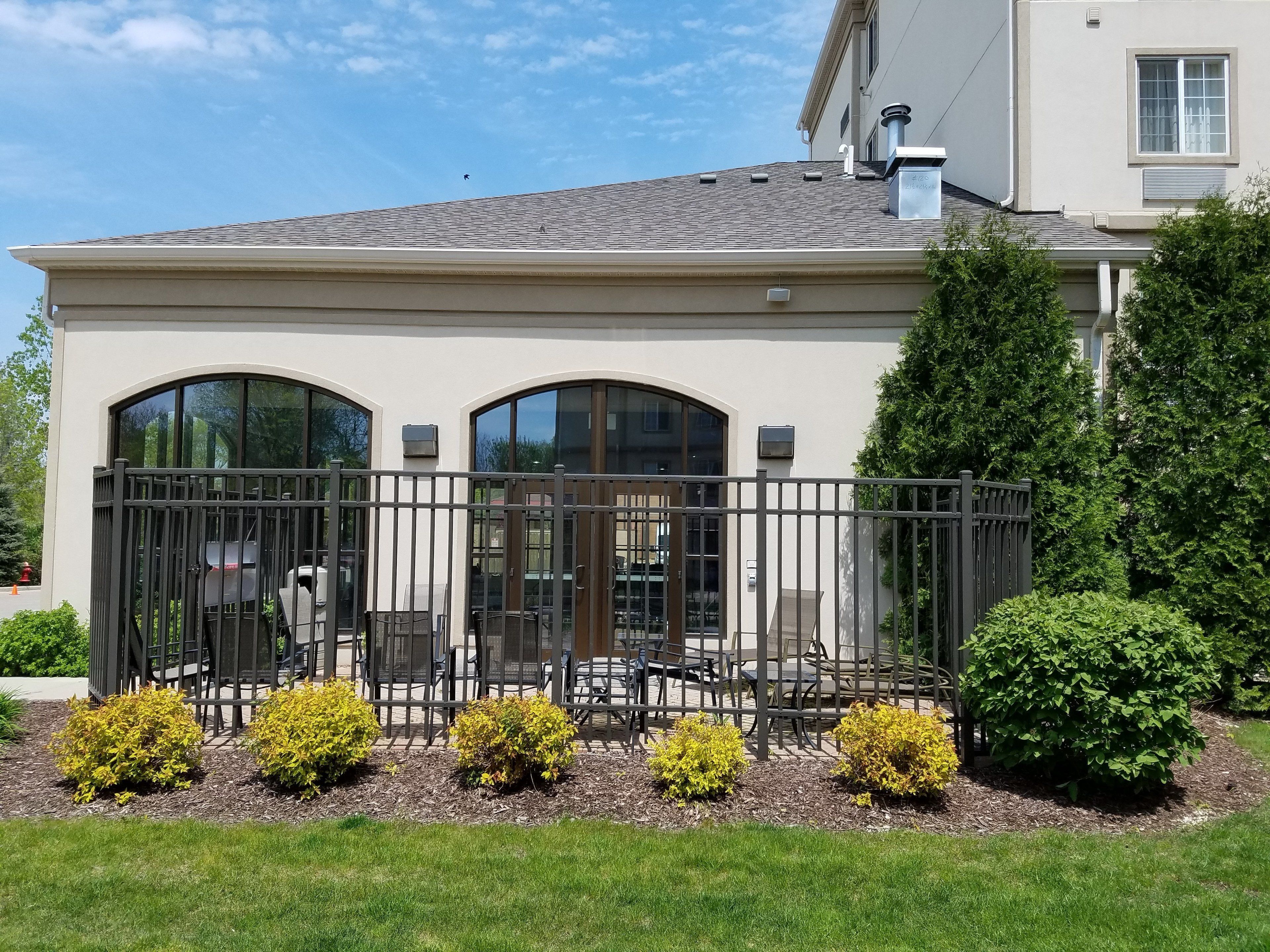 luxury hotels in Brookfield, Wi