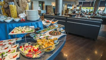 Daily buffet breakfast (EUR 10 per person)
