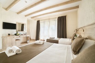 Minibar, caja fuerte, wifi y ropa de cama