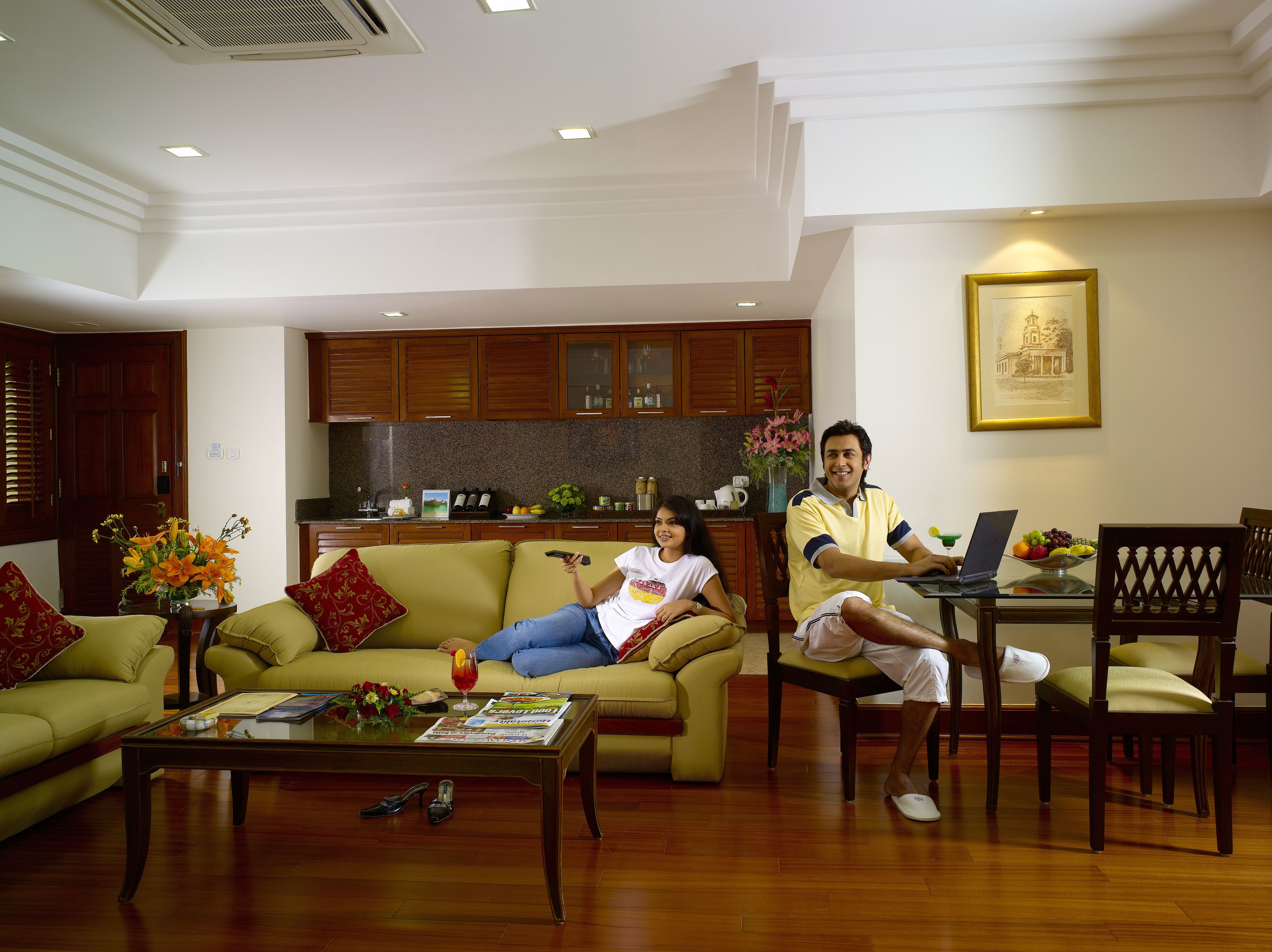 43-inch led tv with satellite channels, tv