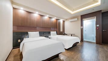 ๋๋ญ์ค ํธ์๋ฃธ | ๊ณ ๊ธ ์นจ๊ตฌ, ์ค๋ฆฌ/๊ฑฐ์ํธ ์ด๋ถ, ๋ฉ๋ชจ๋ฆฌํผ ์นจ๋, ๊ฐ๊ฐ ๋ค๋ฅธ ์คํ์ผ์ ์ธํ
๋ฆฌ์ด