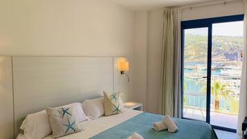 Coffres-forts dans les chambres, bureau, rideaux occultants