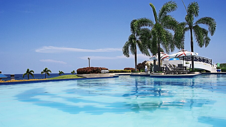 Thunderbird Resorts - Poro Point