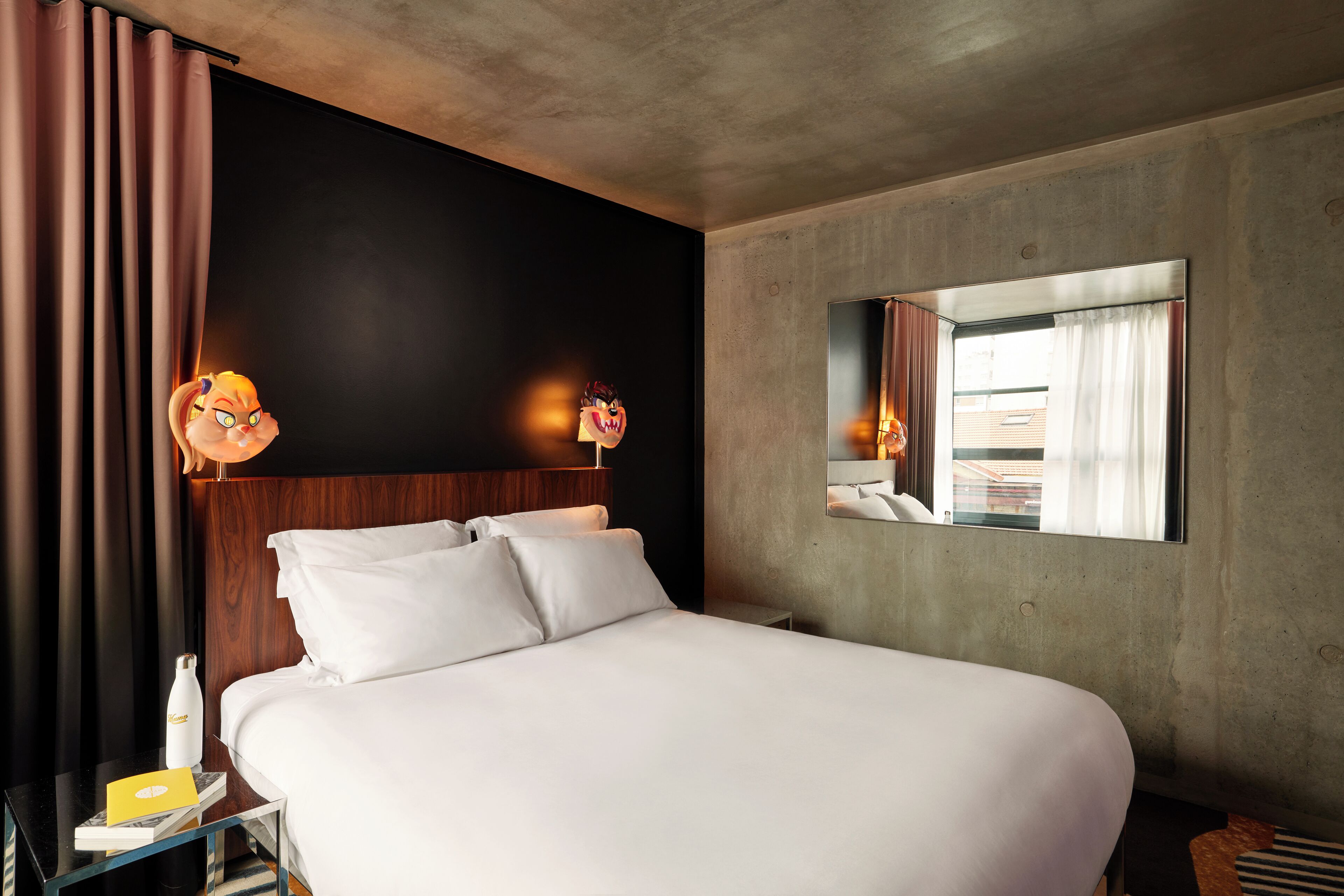 Room, Corner (Medium Mama) | Premium bedding, in-room safe, individually decorated, desk