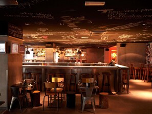 Bar (on property) - Mama Shelter Paris East (Paris)