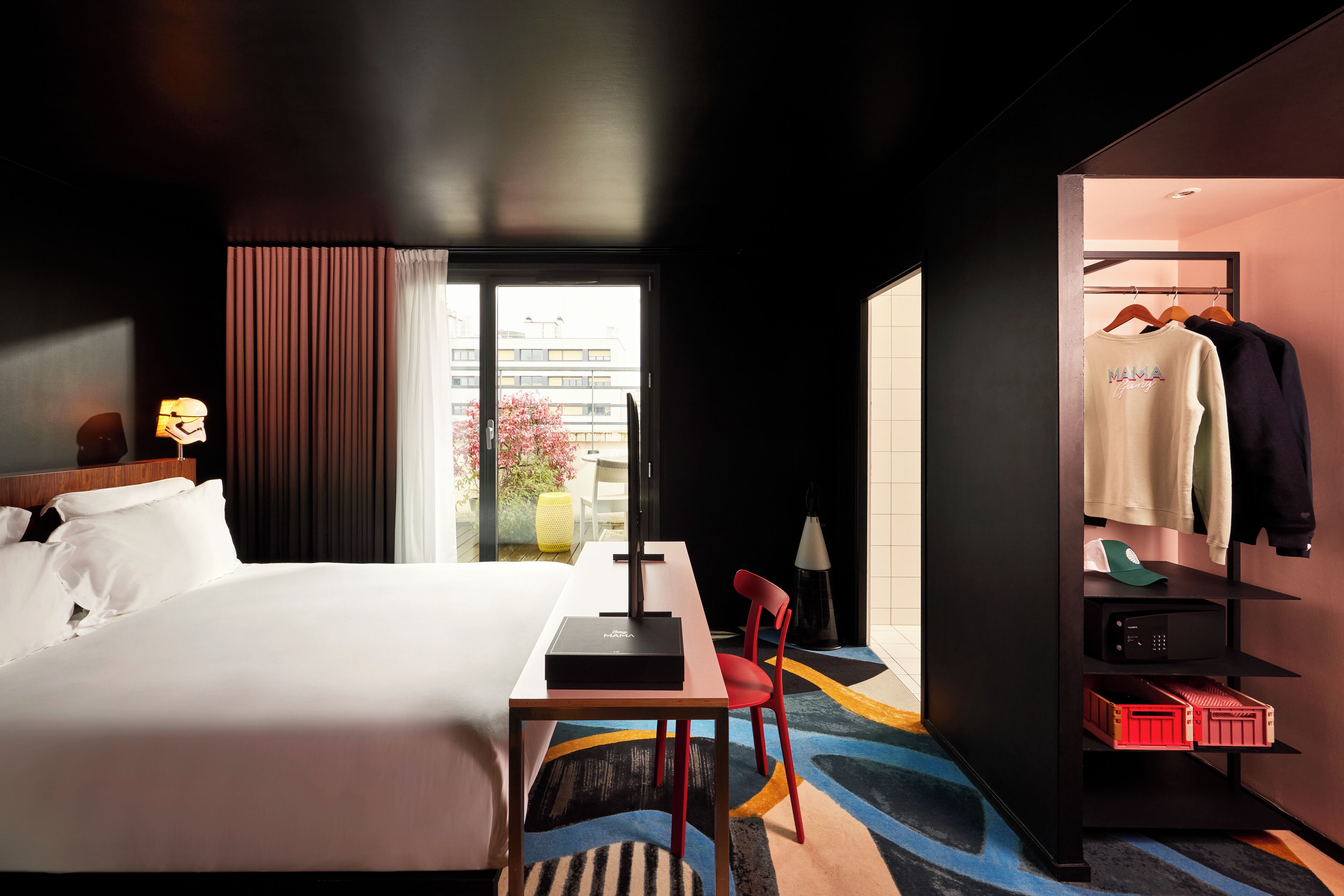 Room, Terrace (Medium Mama) | Premium bedding, in-room safe, individually decorated, desk