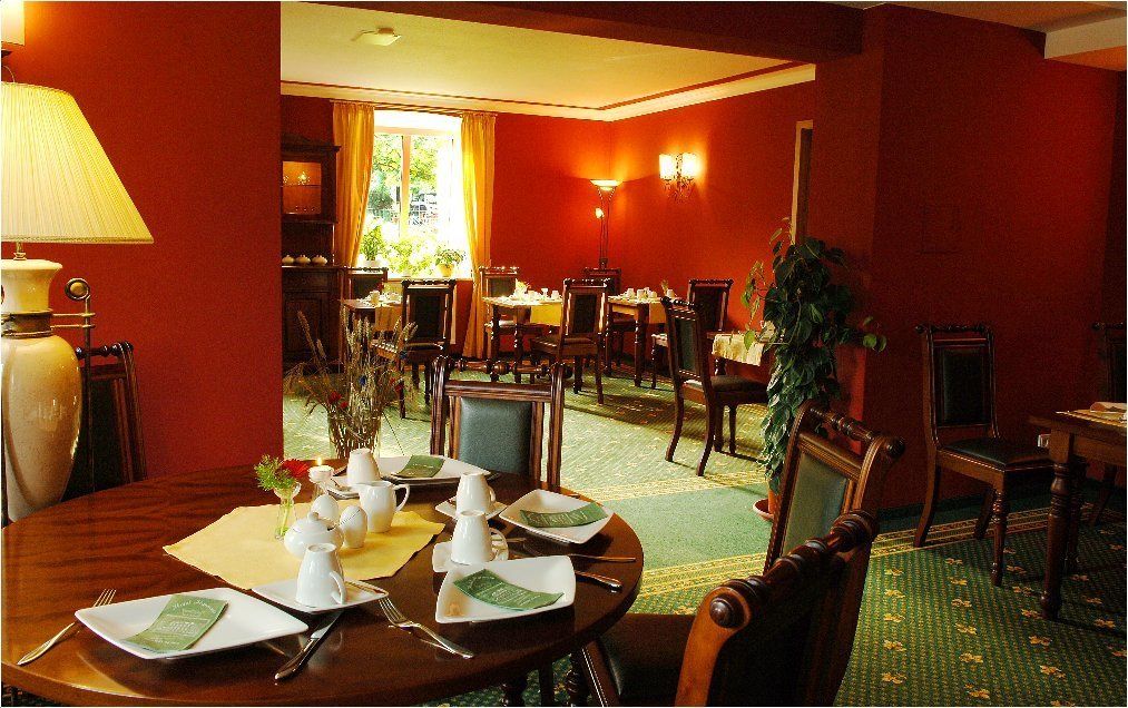 daily buffet breakfast (eur 22.50 per person)