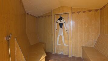 Sauna seca, massagens com pedras quentes, massagens musculares profundas