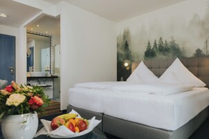 Ropa de cama hipoalergénica y minibar 