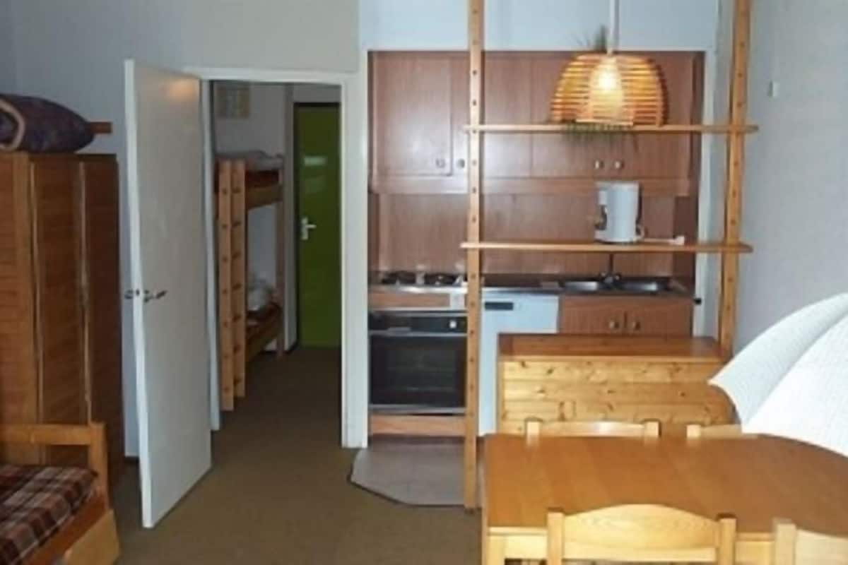 Comfort Apartment, 2 Bedrooms (Hameau) | In-room dining