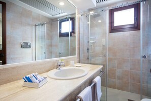 Free toiletries, hair dryer, bidet, towels