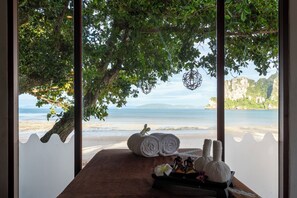 Aromatherapy, Thai massages, 2 treatment rooms - Railay Bay Resort and Spa (Krabi)