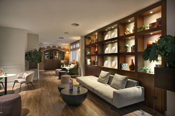 Interior - ibis Styles Figueres Ronda (Figueres)