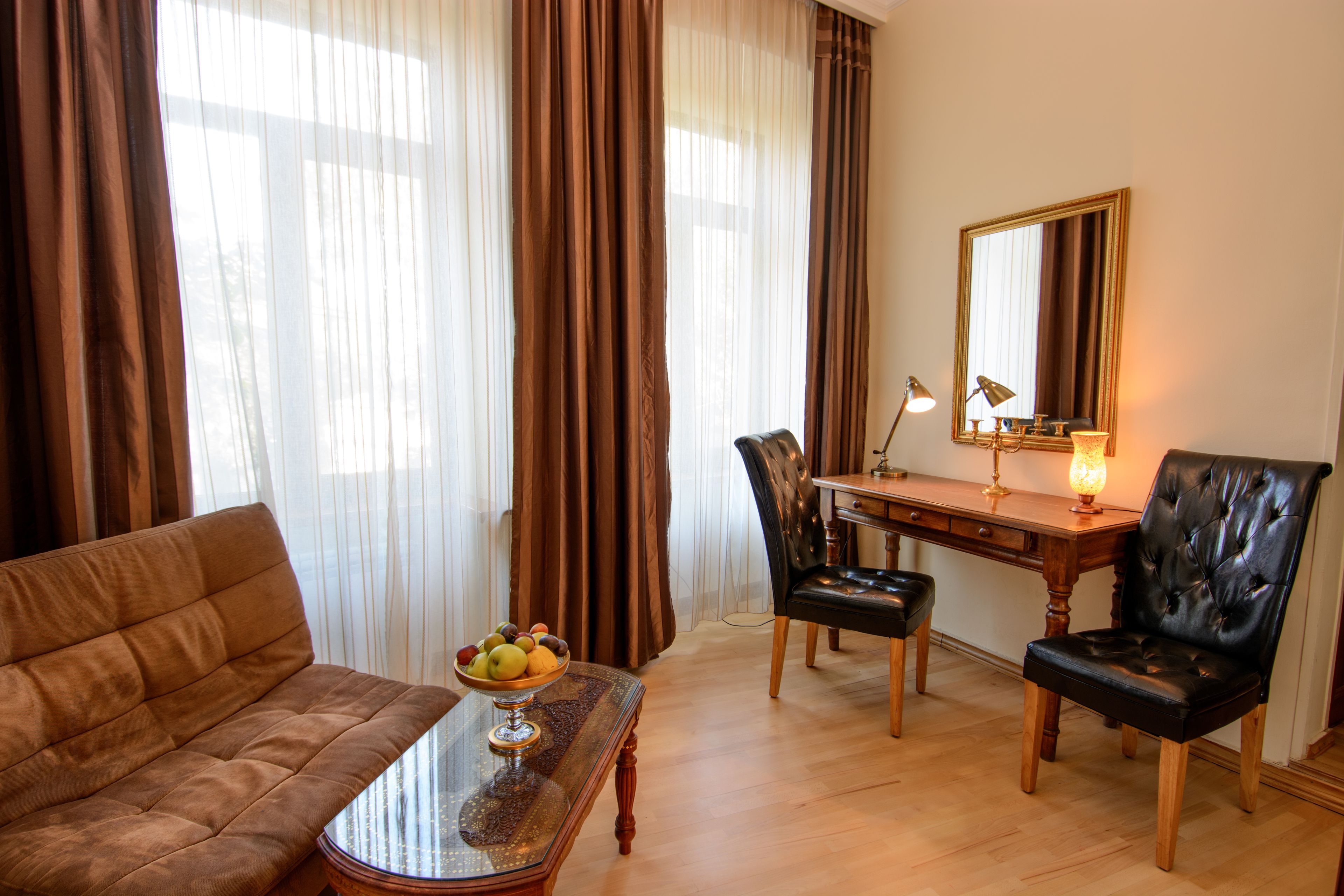 suite, balcony | room amenity