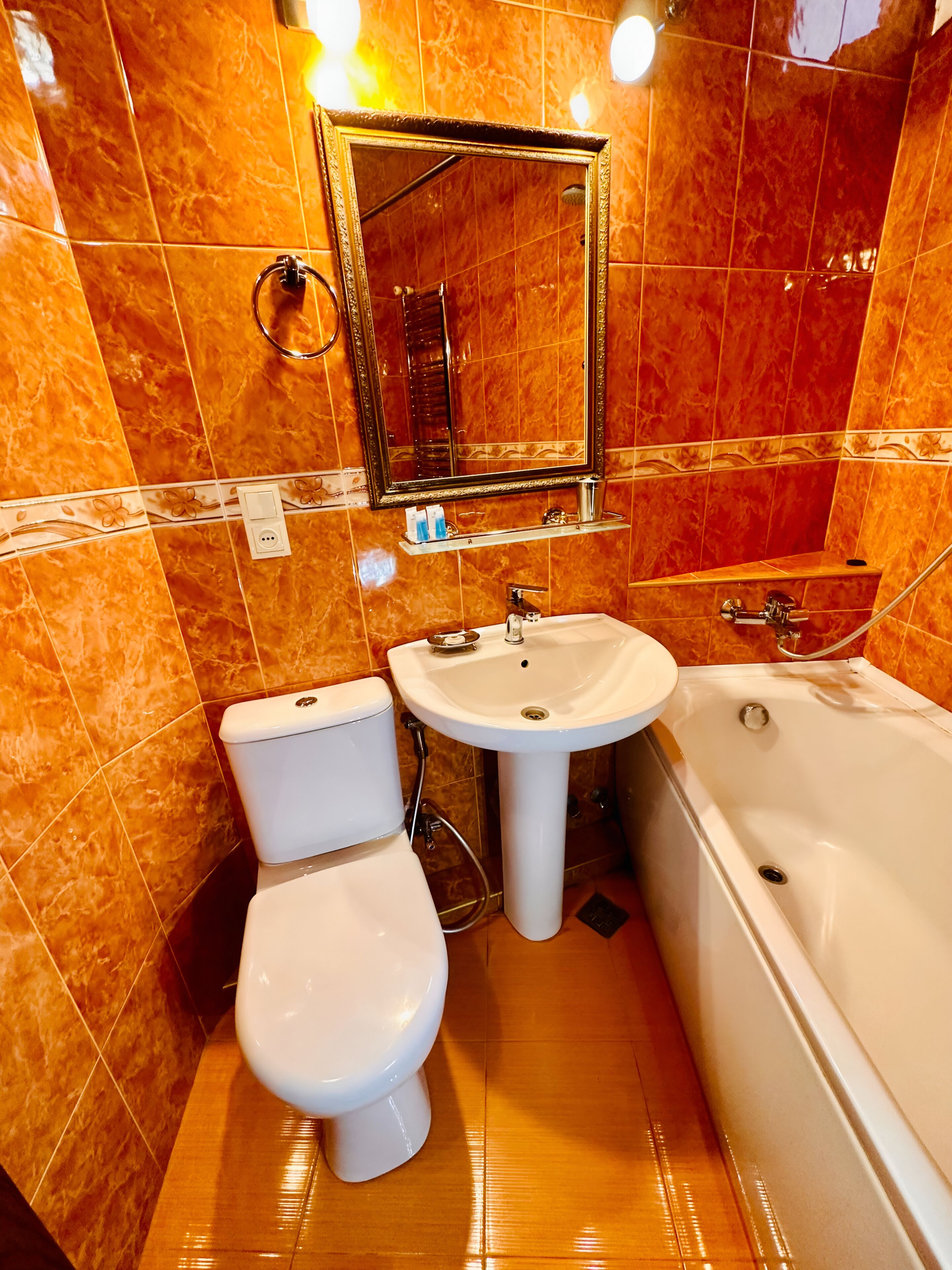 suite, balcony | bathroom | bathtub, deep-soaking bathtub, eco-friendly toiletries, hair dryer