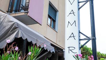 Façade de lâhĂ©bergement