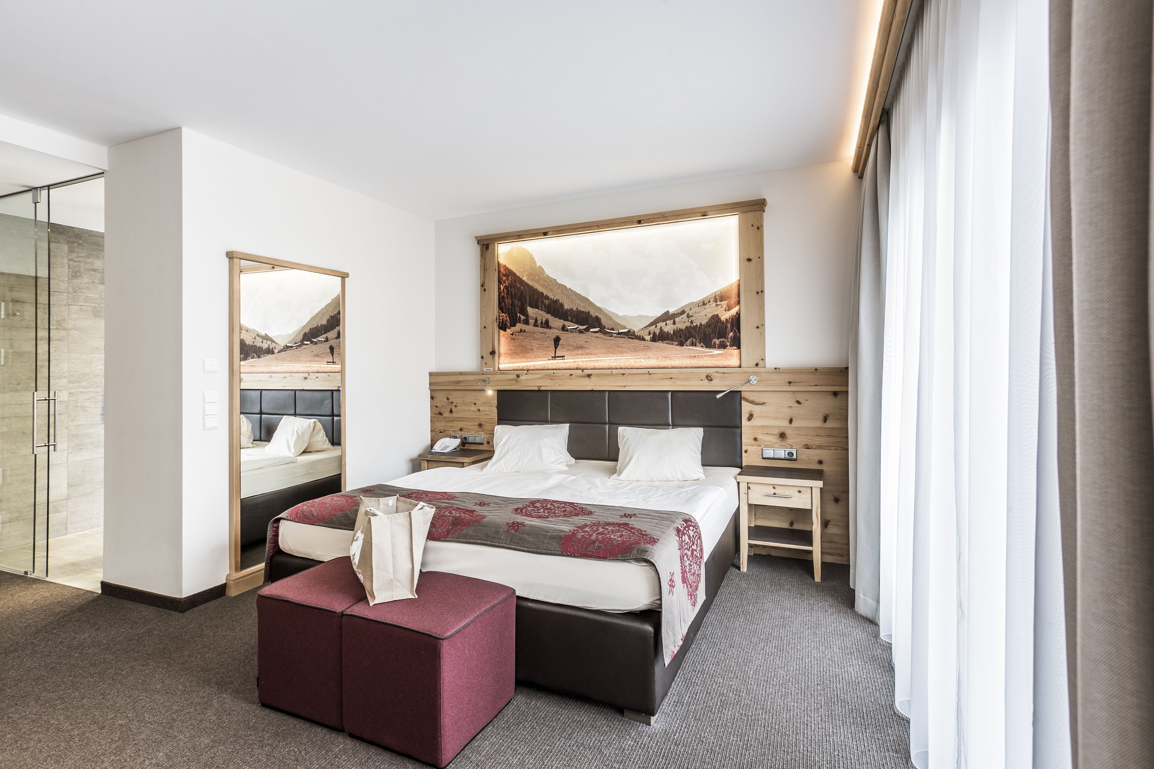 Premium bedding, down duvets, pillow-top beds, minibar