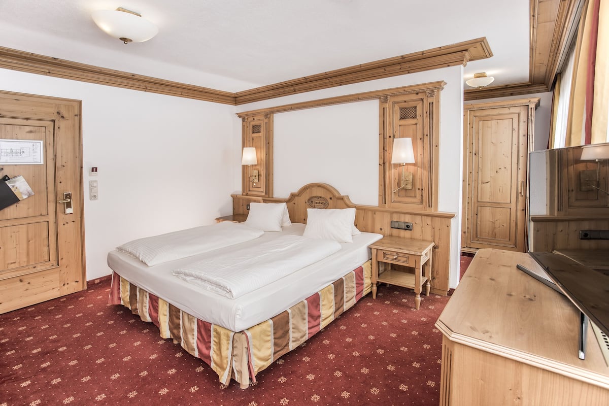 Classic Double Room